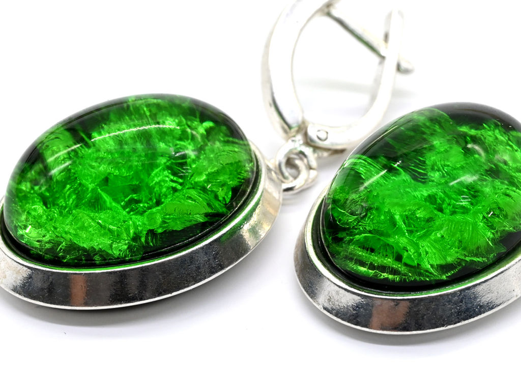 Комплект с янтарём "буранит" в посеребрении кольцо, серьги овал 18*23мм зеленый