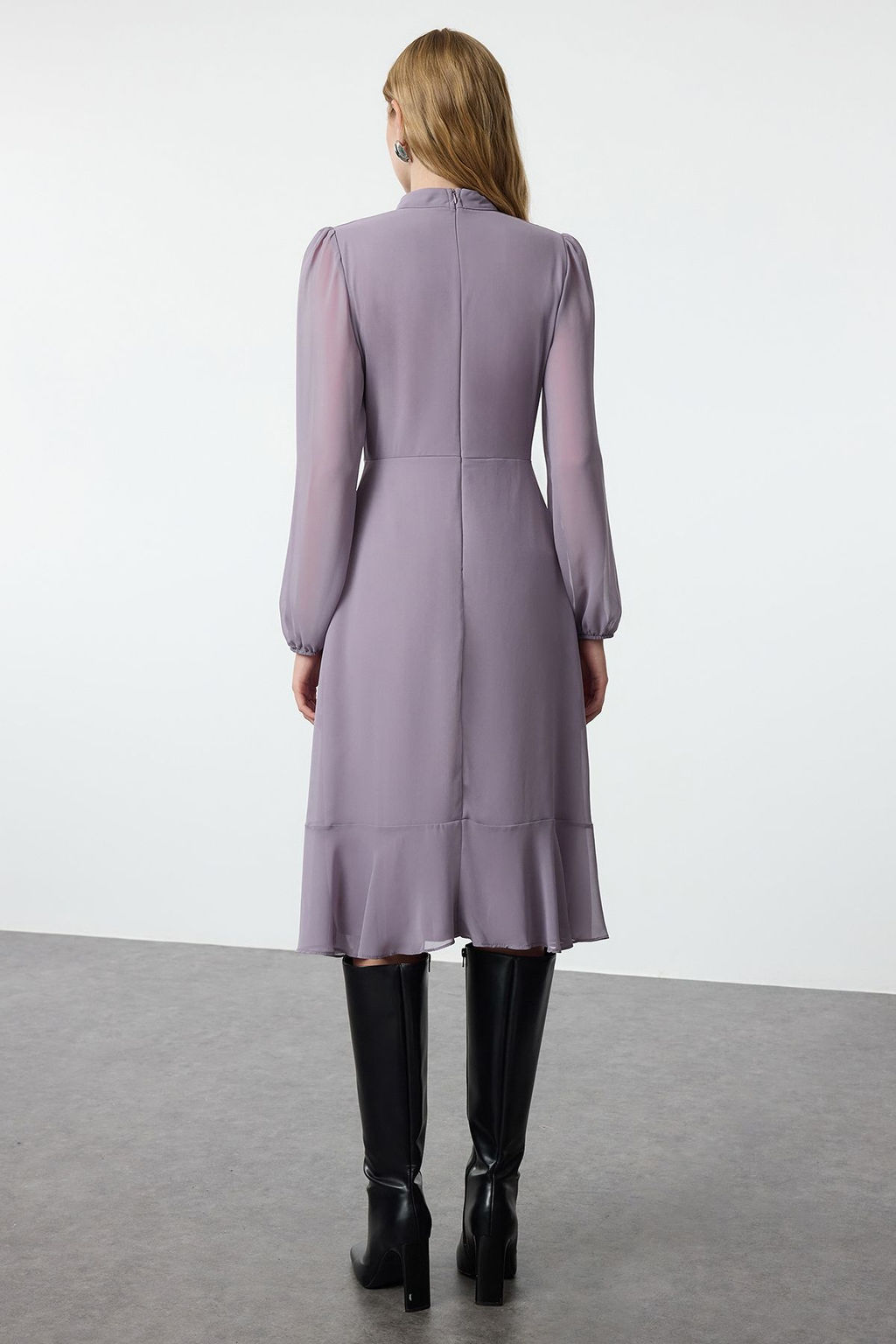 TRENDYOLMILLA Camel Dik Yakal? Etegi Volanl? Sifon Dokuma K?sl?k Elbise TWOAW20EL1313 фото 5