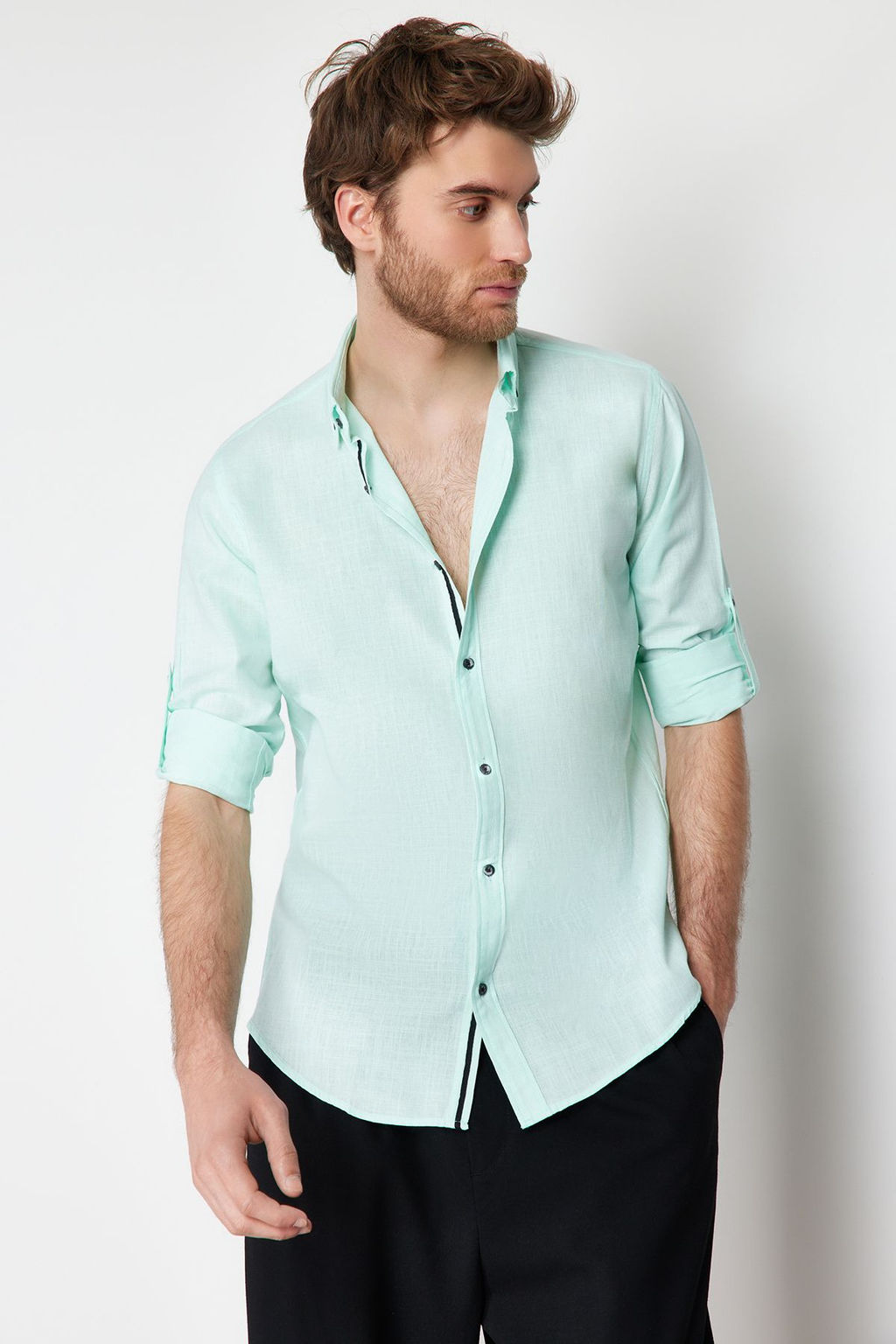 TRENDYOL MAN Koyu Yesil Dugmeli Yaka Apoletli Slim Fit Uzun Kol %100 Pamuklu Keten Gorunumlu Gomlek TMNSS20GO0189 - Trendyolmilla фото 30