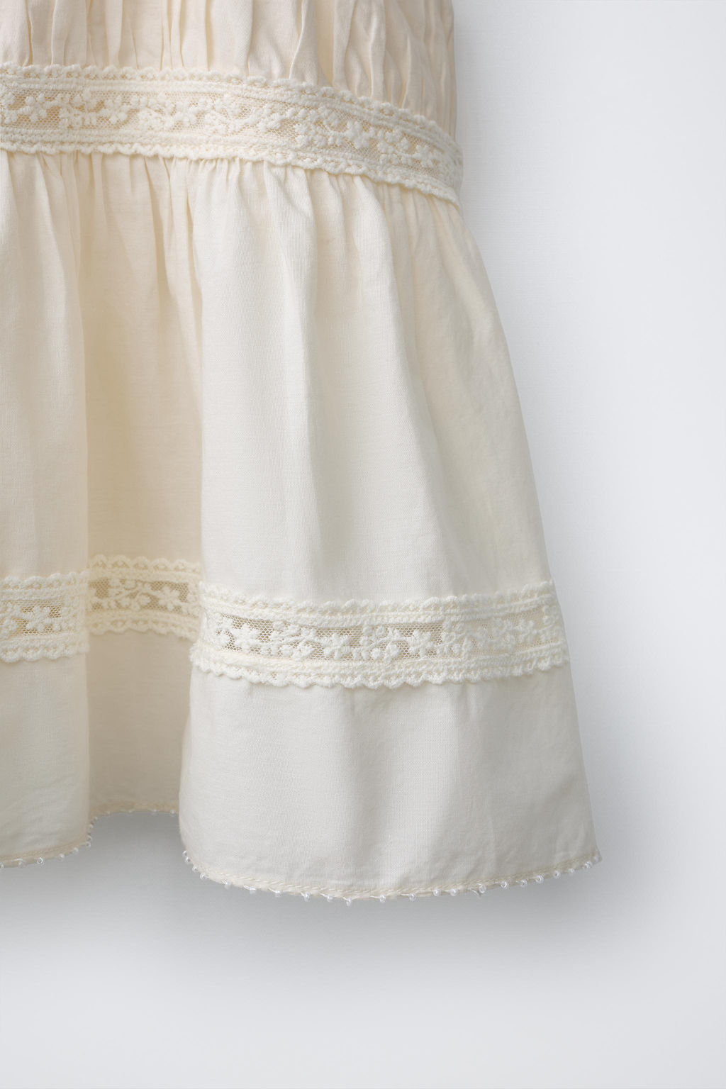 BLUSA ENCAJE / Crudo - Zara фото 5
