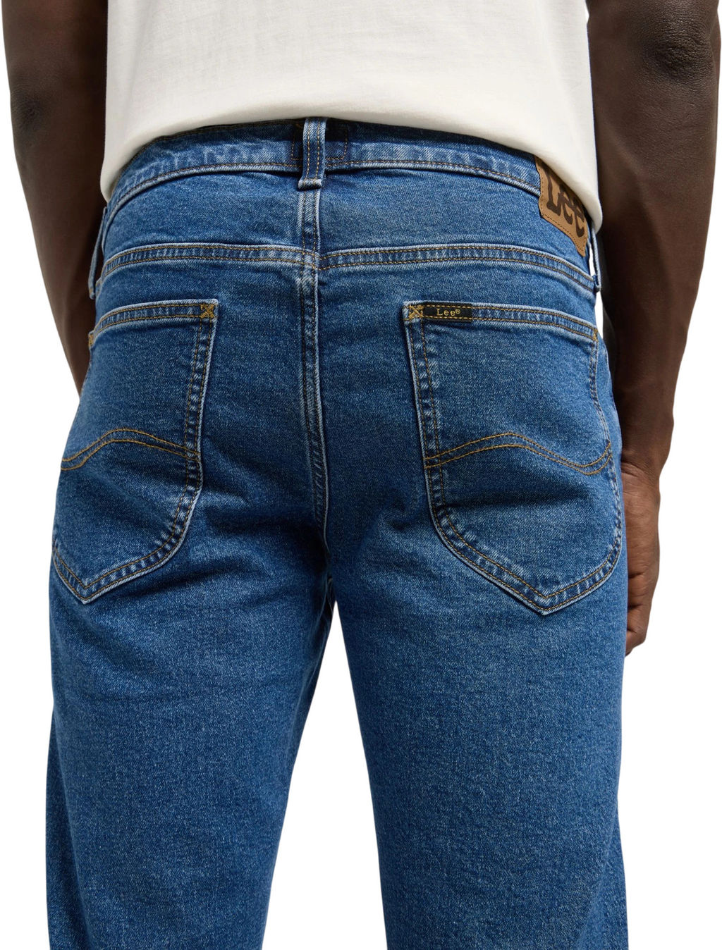 Джинсы мужские