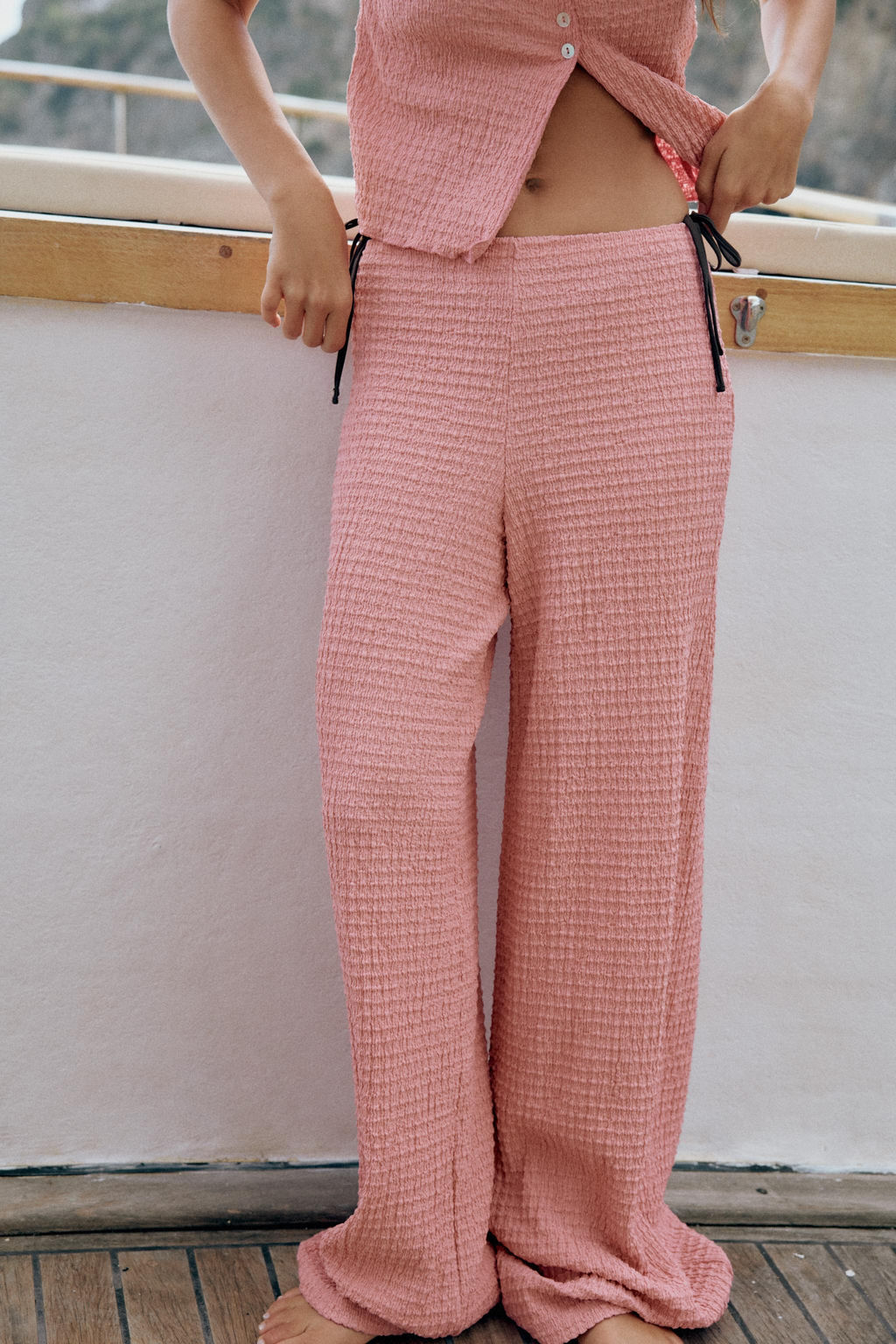 CHAQUETA CROP TEXTURA / Rosa palo