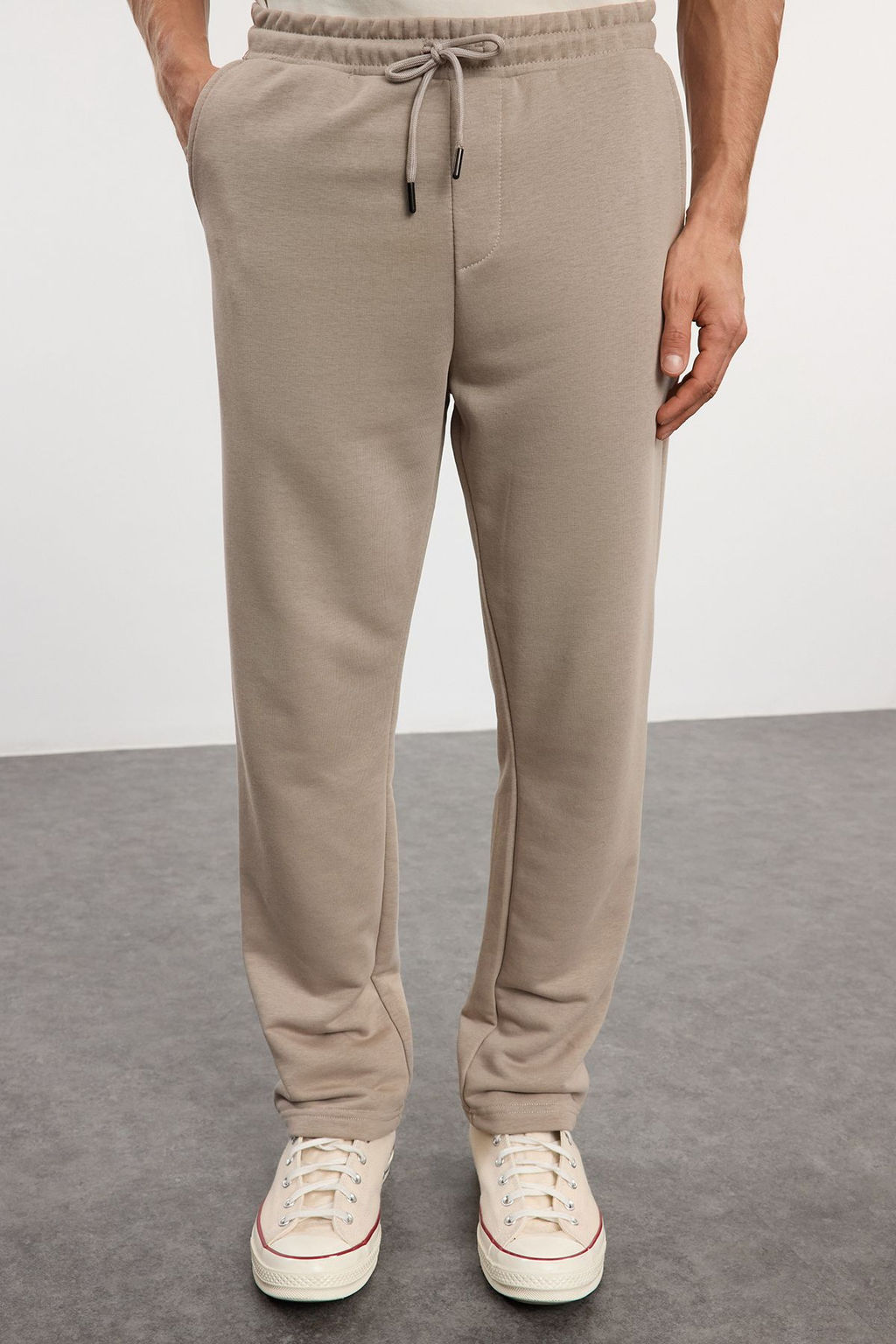 TRENDYOL MAN Unisex Siyah Straight Fit Basic Esofman Alt? TMNAW25EA00022 - Trendyolmilla фото 2