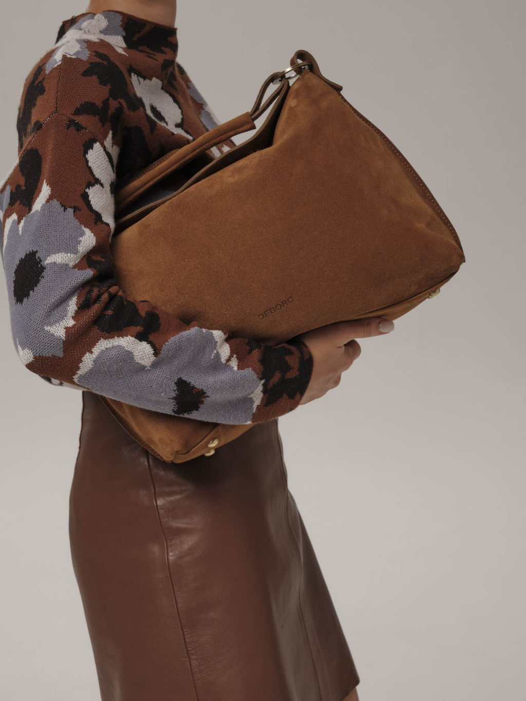 Замшевая сумка Deboro 30900 коричневый лист