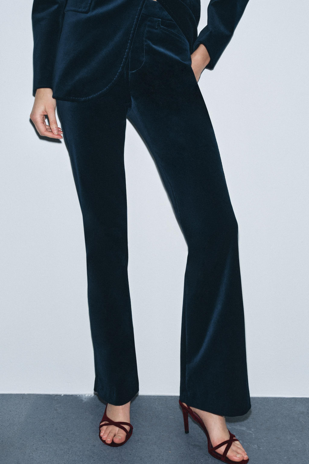 FLARE VELVET TROUSERS ZW COLLECTION - Zara фото 2