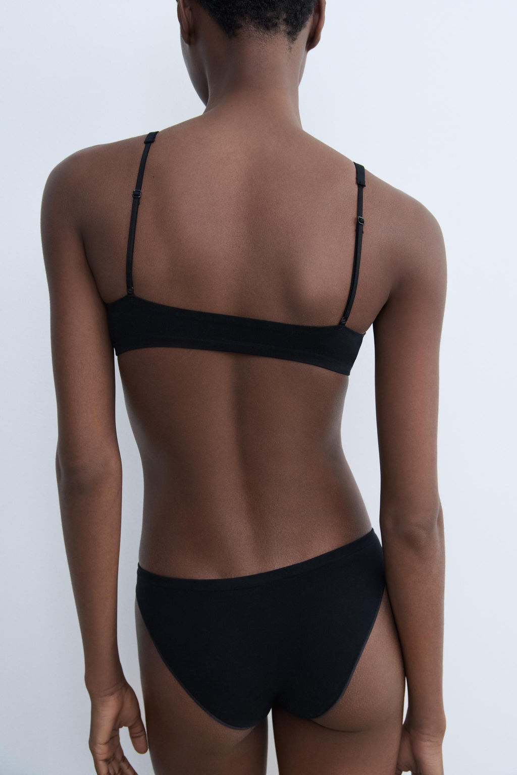 SEAMLESS CLASSIC BRIEFS