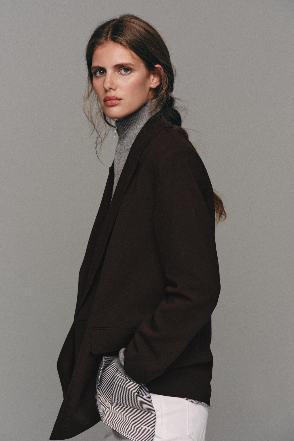BLAZER CRUZADA OVERSIZE / Marr?n - Zara фото 4