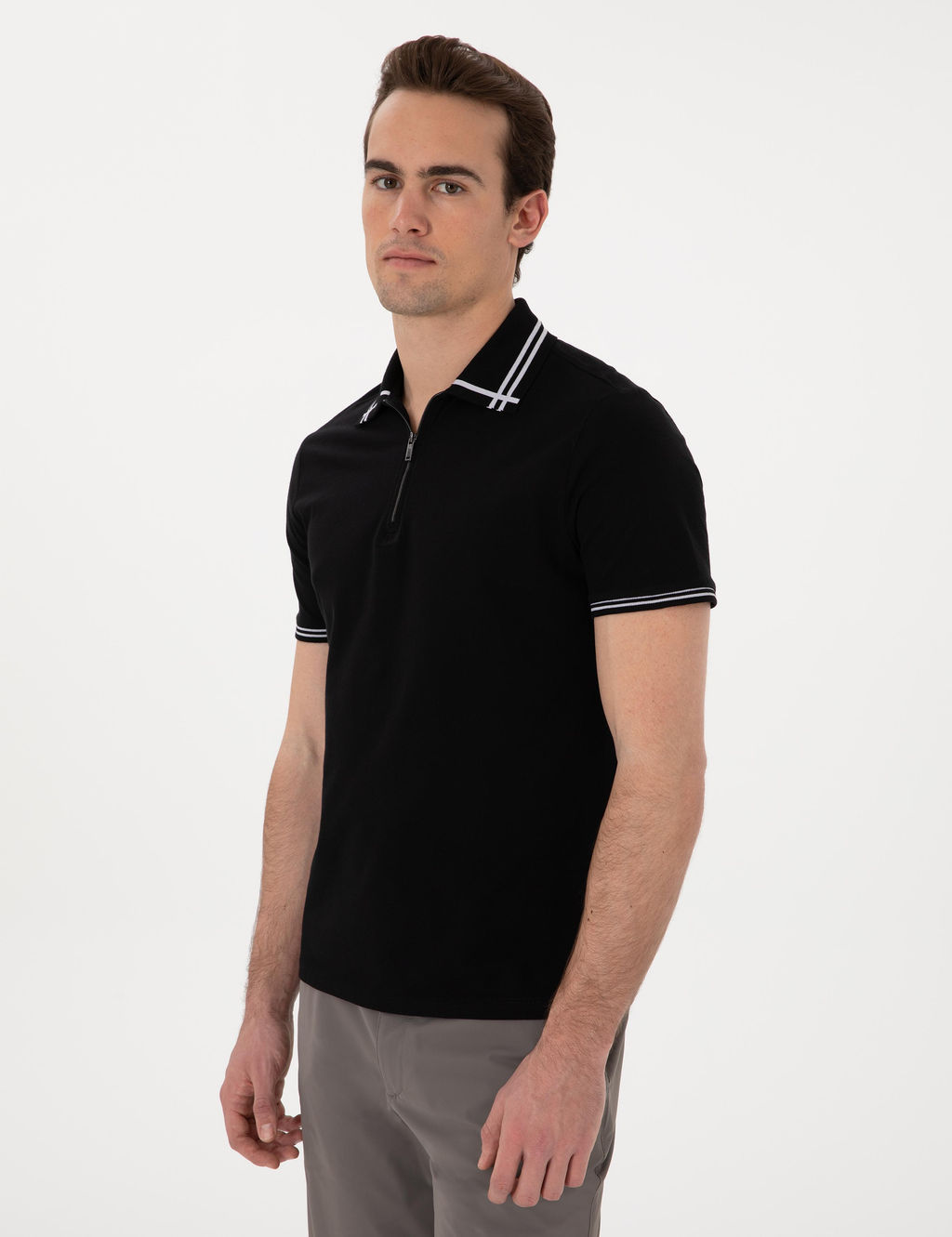 Siyah Slim Fit Ti__rt