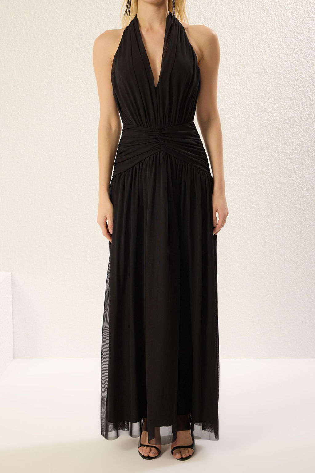 TRENDYOLMILLA Siyah A-Kesim Drape Detayl? Tul Orme Maxi Abiye & Mezuniyet Elbise TPRSS25AE00055 фото 3