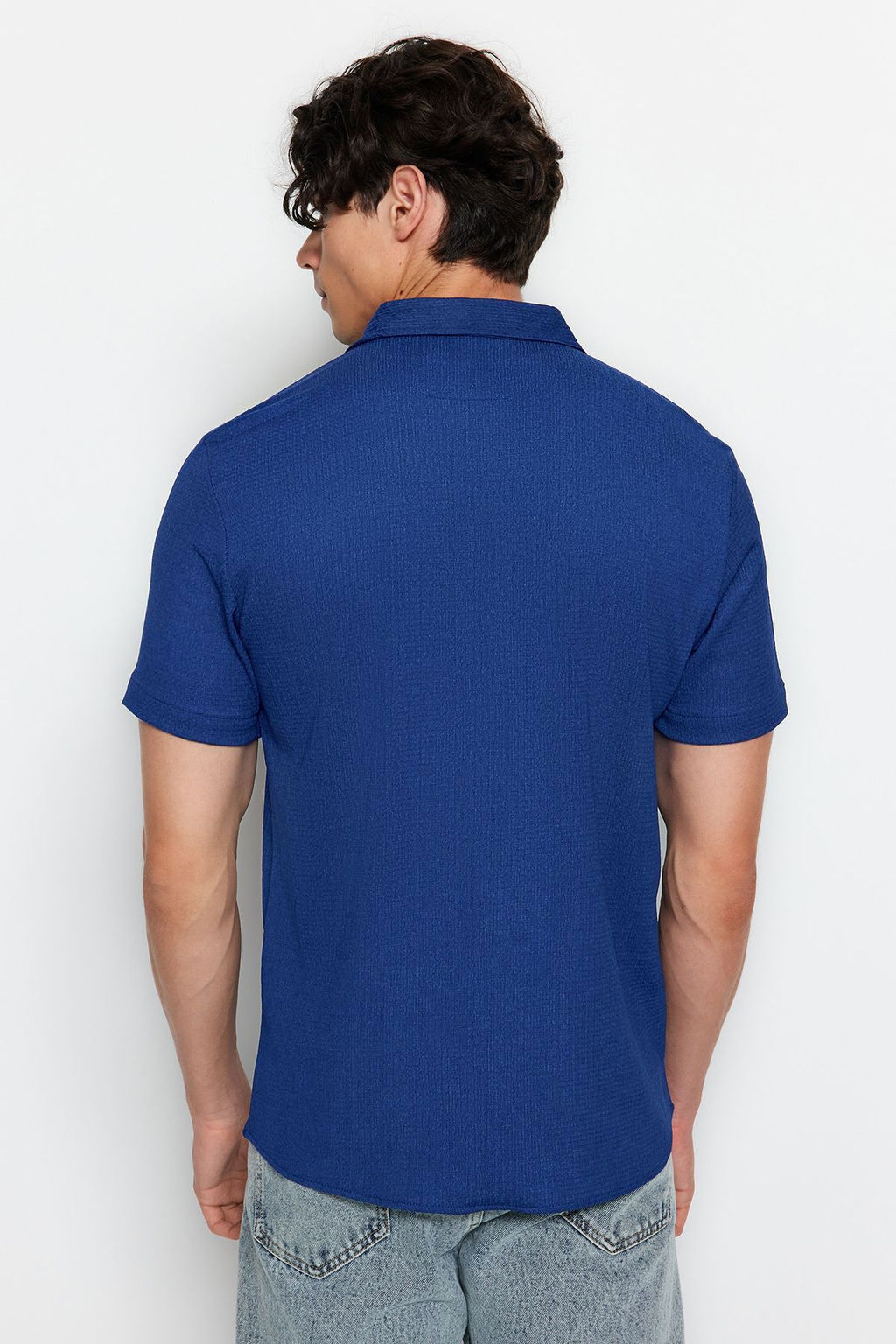 TRENDYOL MAN Haki Regular Fit K?sa Kol Yazl?k Dokulu Burumcuk Orme Gomlek TMNSS23GO00055 - Trendyolmilla фото 49