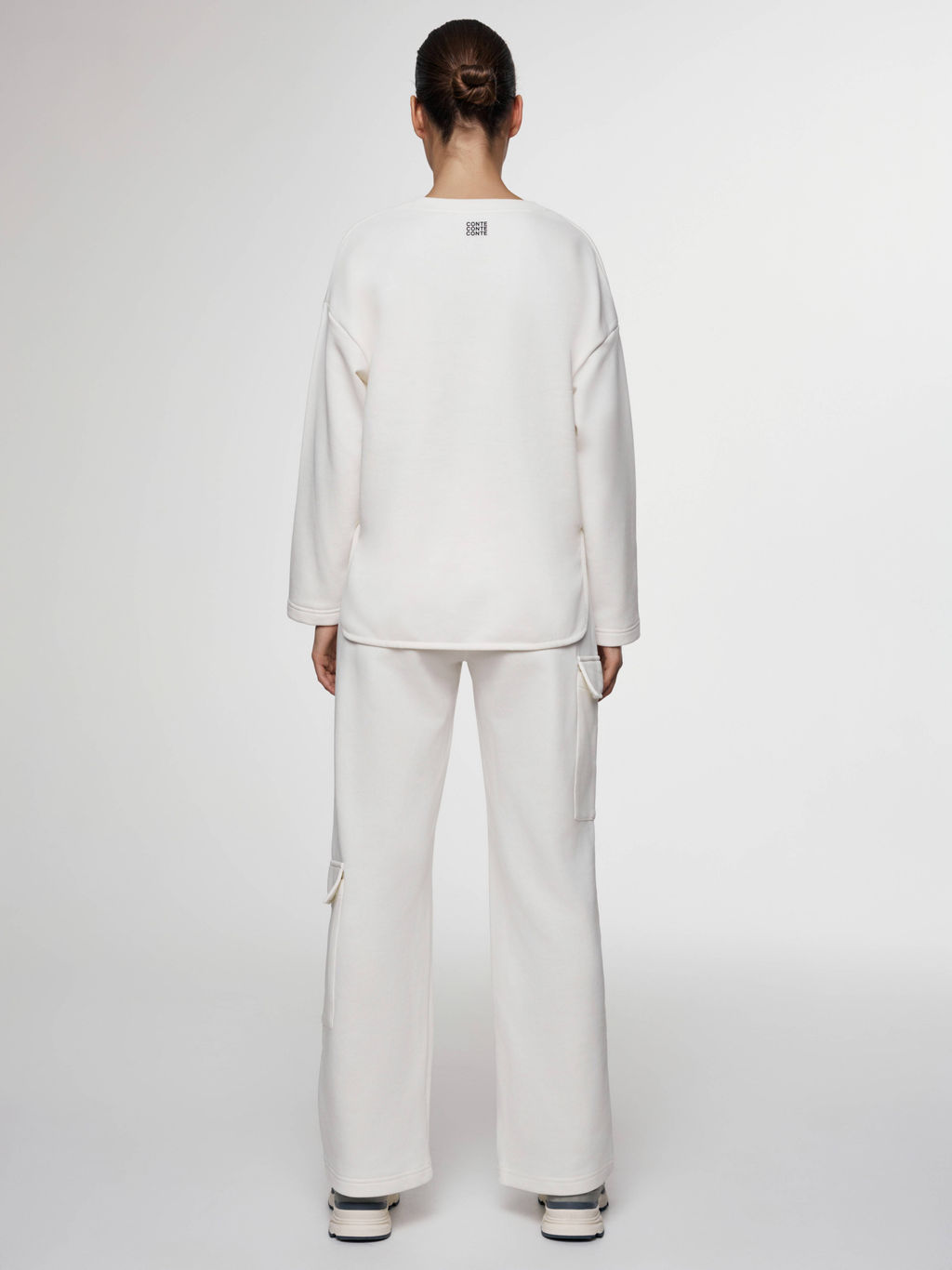 CONTE Брюки из футера с накладными карманами LBK 2584 off-white - Conte elegant фото 11