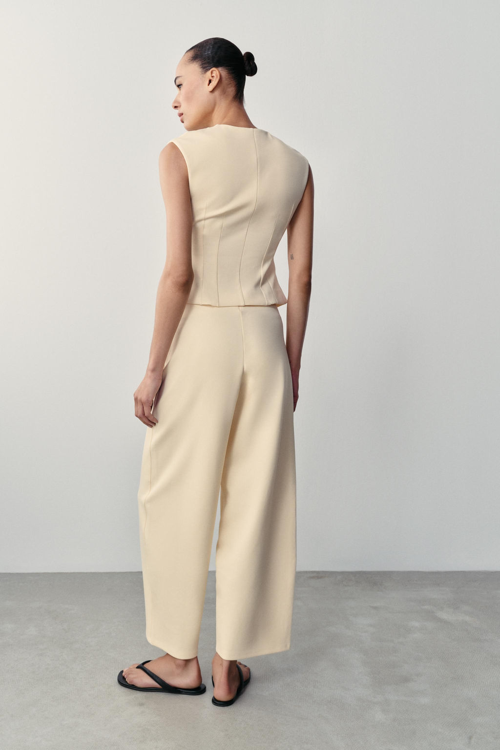 CHALECO INTERLOCK BOTONES / Amarillo - Zara фото 4