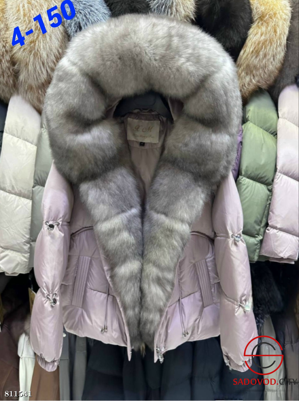 Пуховик с натуральным мехом песца, чернобурки и лисы - Bruno фото 5