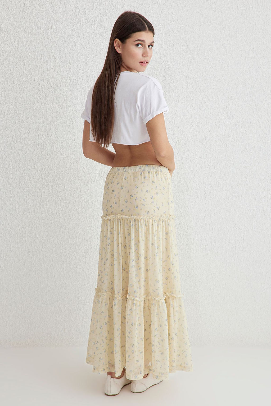 Ac?k Sar? Tul Cicek bask?l? Buzgu/Drape Detayl? Esnek Etek TWOSS25ET00064