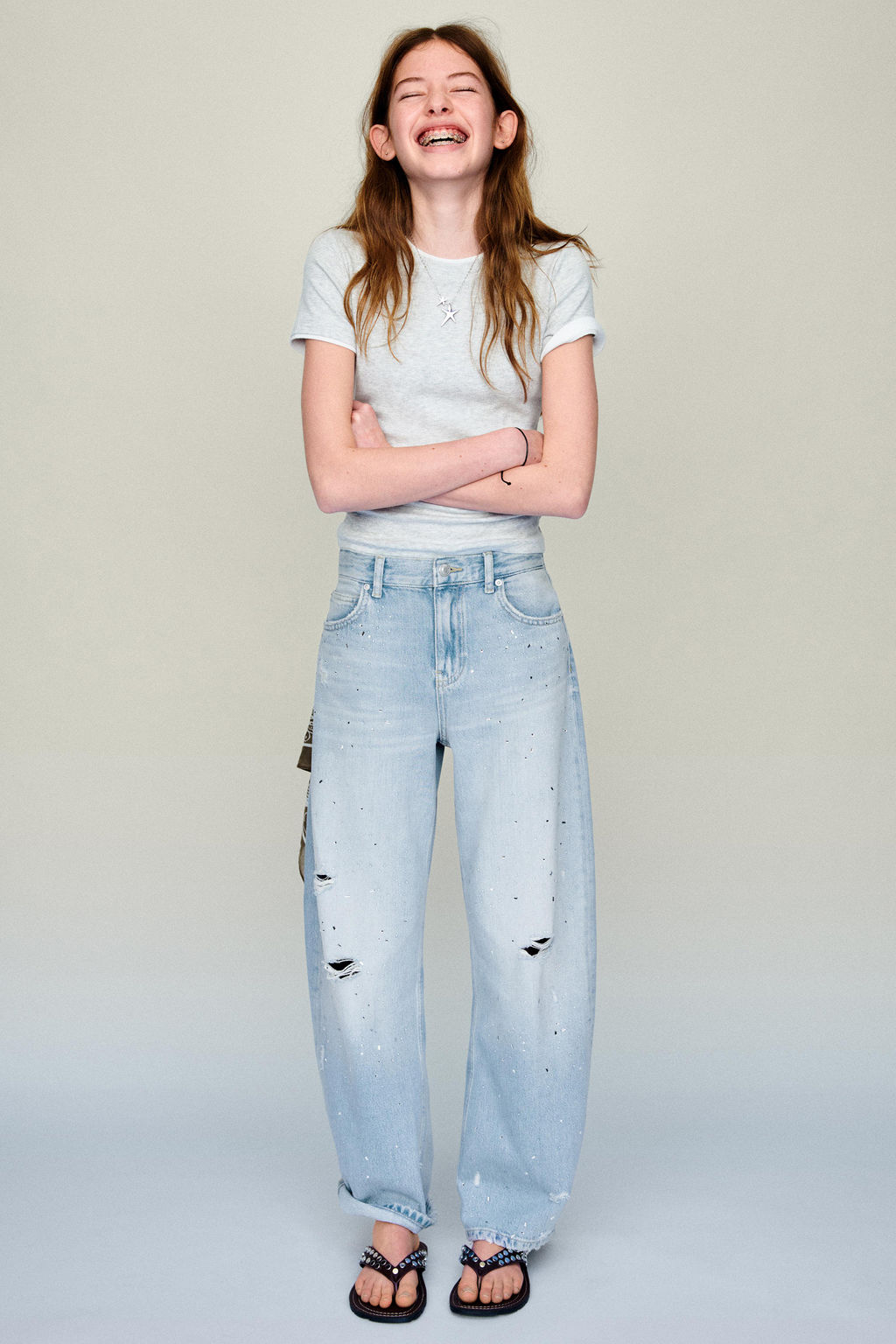 JEANS BALLOON ROTOS Y STRASS / Azul claro - Zara фото 8