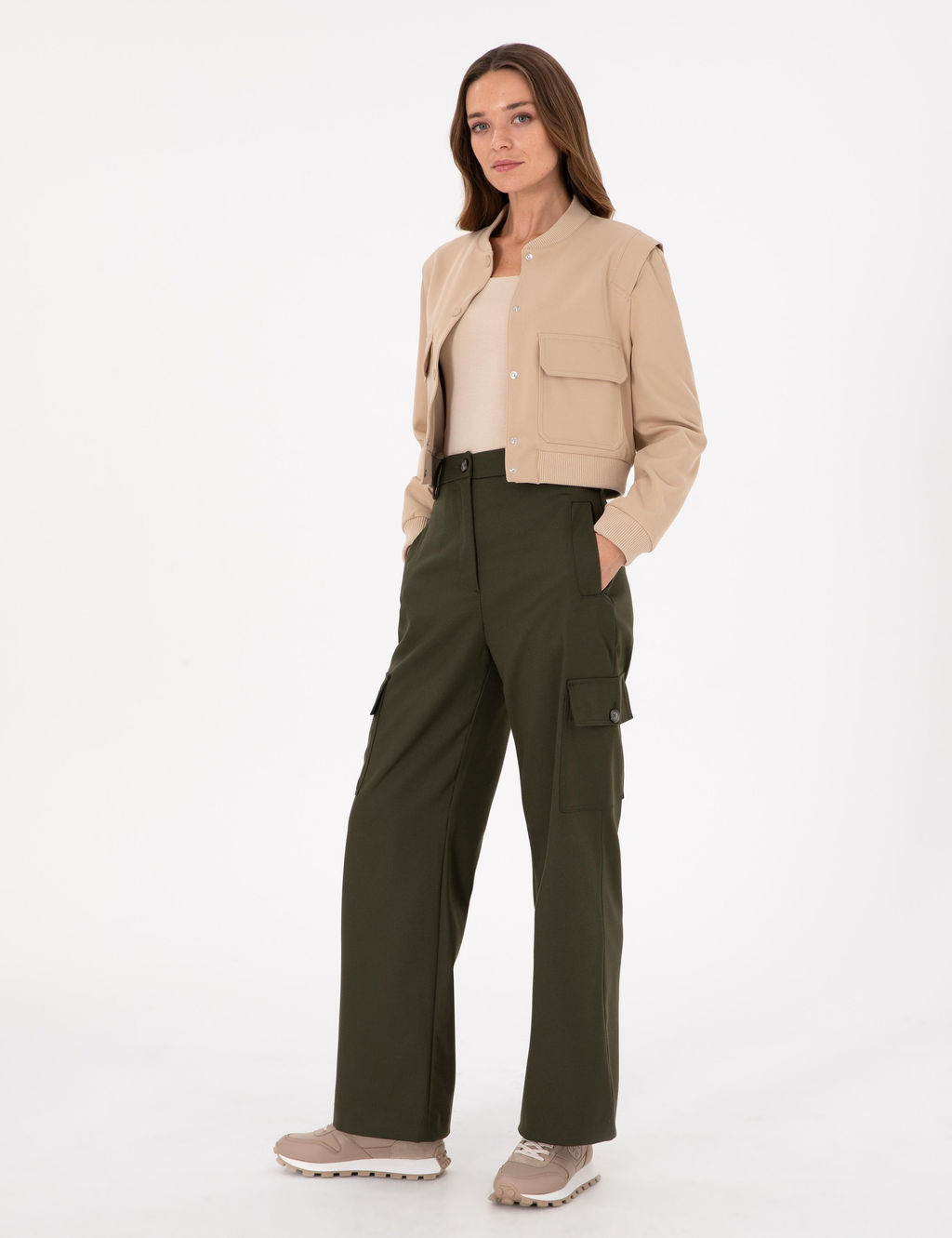 Haki Flare Fit Kuma_ Pantolon
