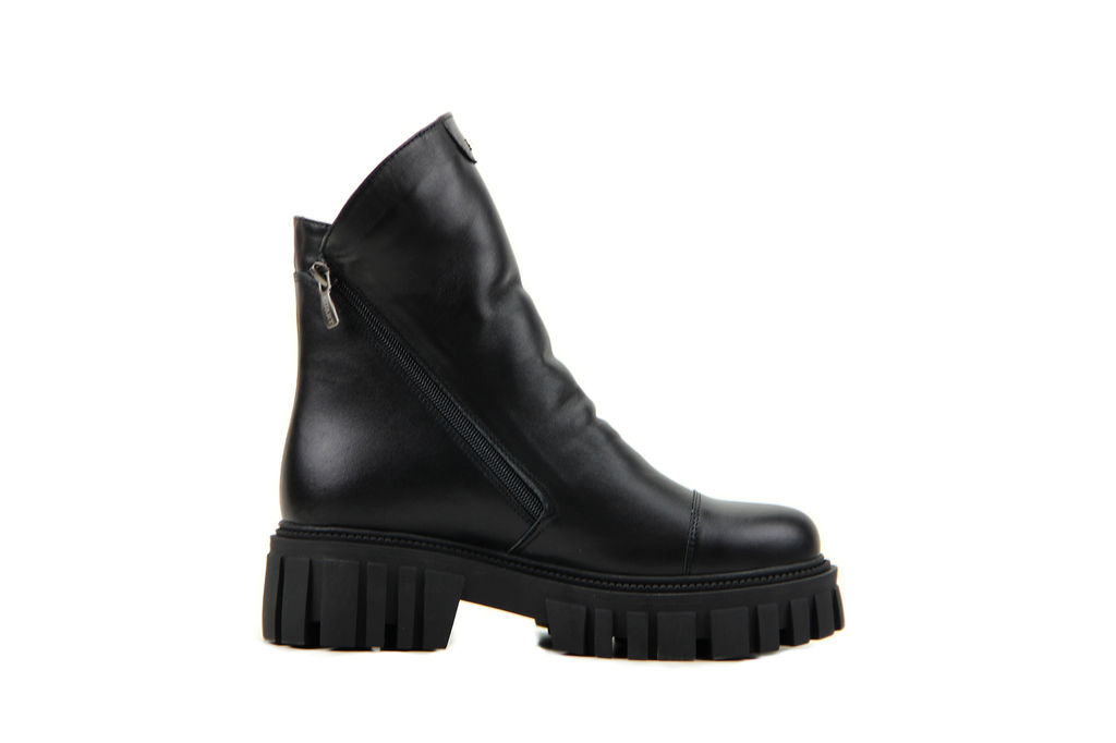 Ботинки 233.21153bl.Black/Байка