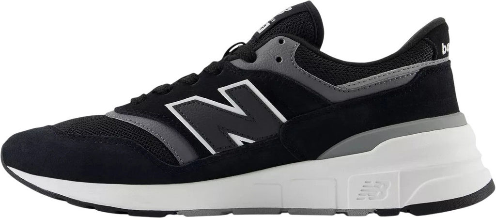 Кроссовки взрослые