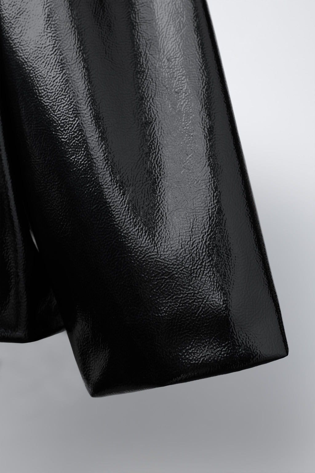 LEATHER EFFECT JACKET - Zara фото 6