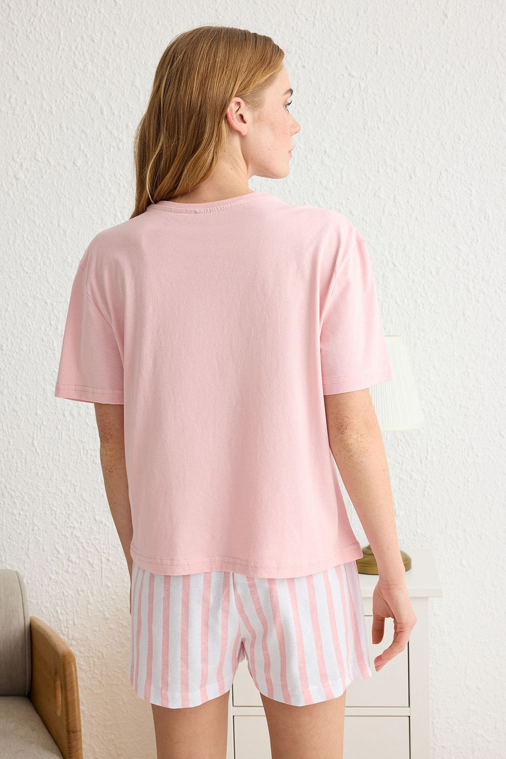 Trendyolmilla Pembe %100 Pamuklu Kalpli Cizgili Sortlu Orme Pijama Tak?m? THMSS25PT00080