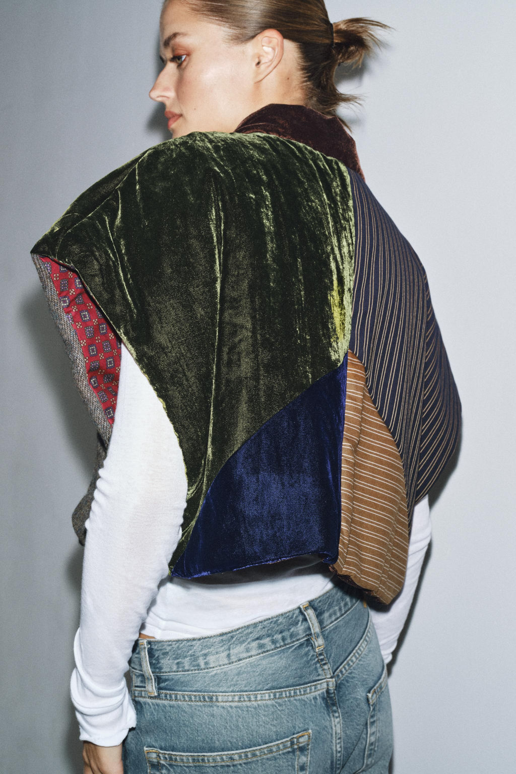 QUILTED VELVET JACKET WITH CONTRASTING FABRIC - Zara фото 4