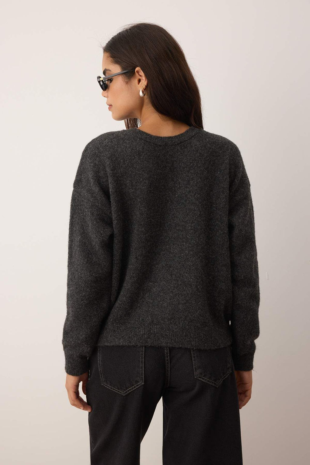 Antrasit Yunlu Yumusak Dokulu Genis Kal?p Triko Kazak TWOAW26KZ00224 - Trendyolmilla фото 4