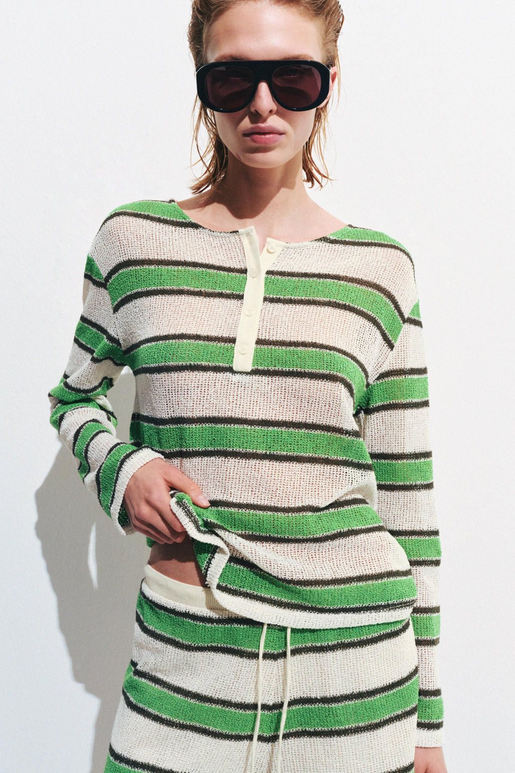 CAMISETA R?STICA CUELLO PANADERO / Raya verde