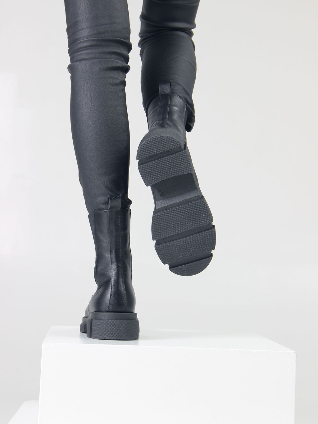 Челси EDART 334.21074bl.black/мех