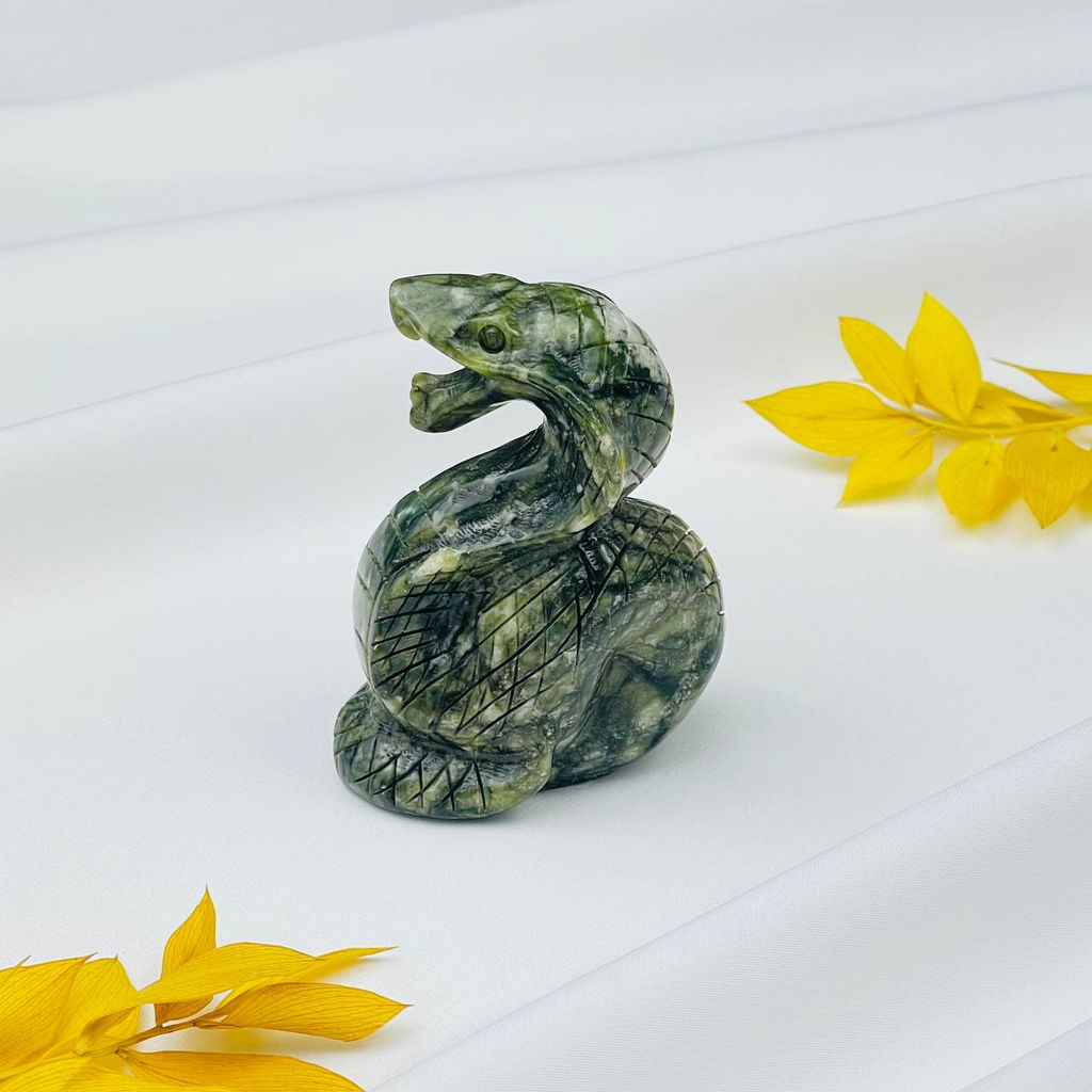 Фигурка Кобра из Змеевика