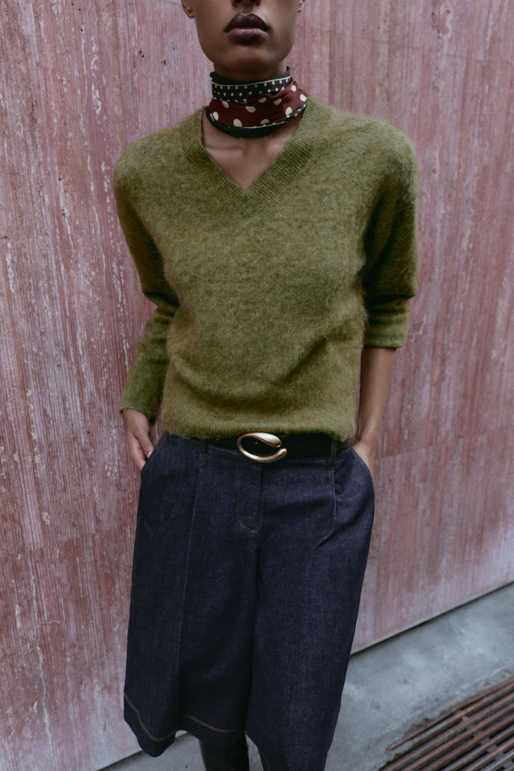 BRUSHED EFFECT KNIT SWEATER - Zara фото 2