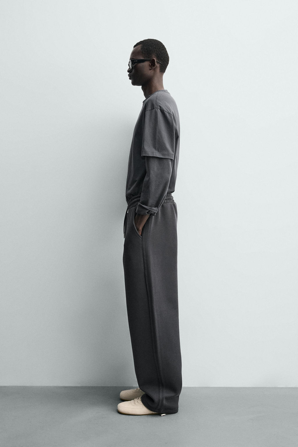 PANTAL?N JOGGER INTERLOCK RELAXED FIT / Gris oscuro - Zara фото 4