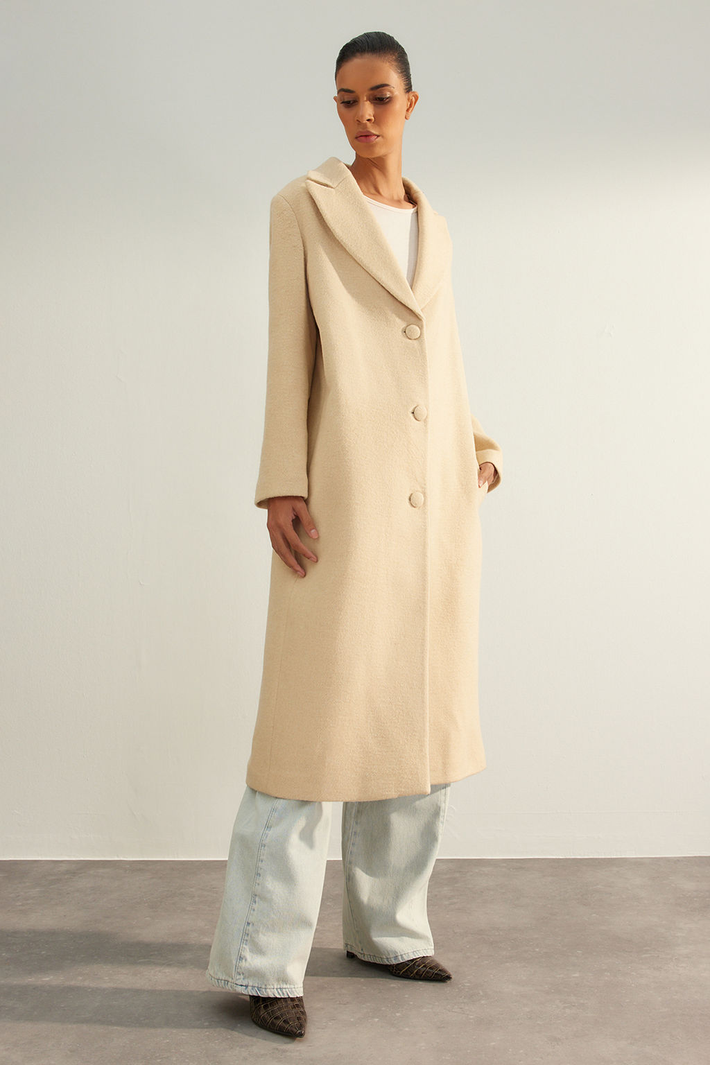 Trendyolmilla Tas Oversize Genis Kesim Yunlu Kaban TWOAW24KB00162  фото 3