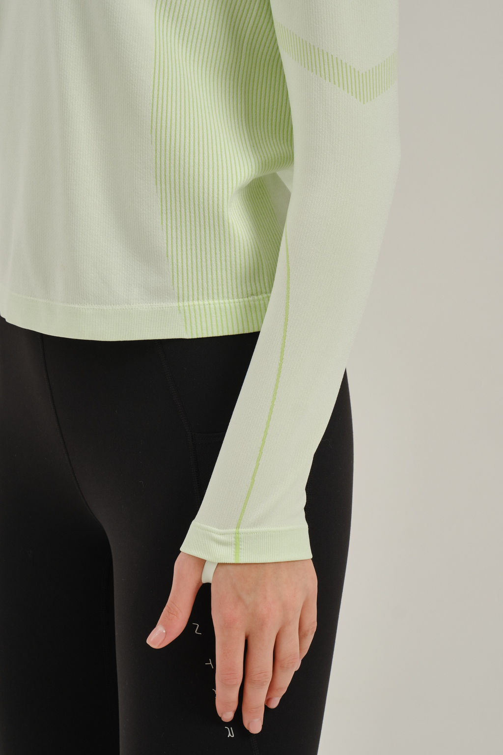 Лонгслив Бежевый/Зеленый ADVANCED RUNNING LS Tee - Anta фото 6