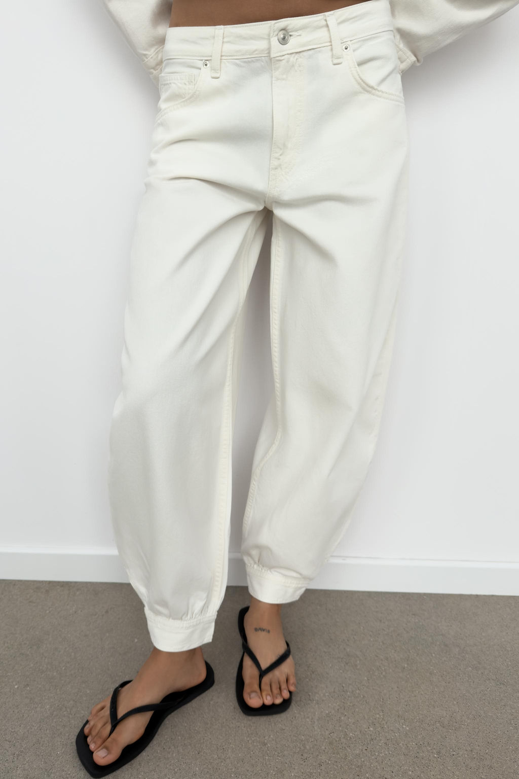 JEANS TRF BALLOON TRABILLA TIRO MEDIO / Blanco - Zara фото 2