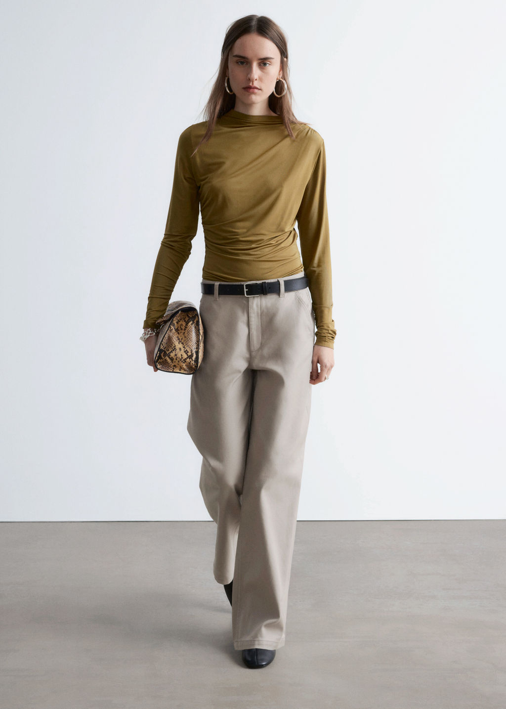 Pantalones de sarga de perneras anchas - H&m фото 6
