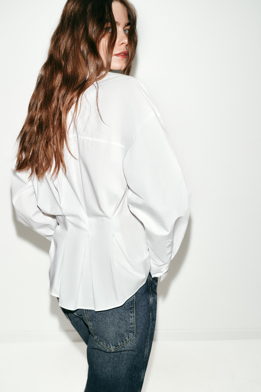 CAMISA POPEL?N PINZAS ESPALDA / Blanco - Zara фото 3
