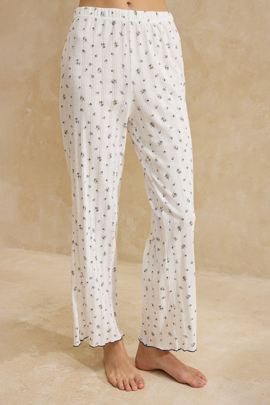 Beyaz %100 Pamuklu Cicekli Baby Overloklu Fitilli/Pointel Orme Pijama Tak?m? THMSS26PT00012 - Trendyolmilla фото 10