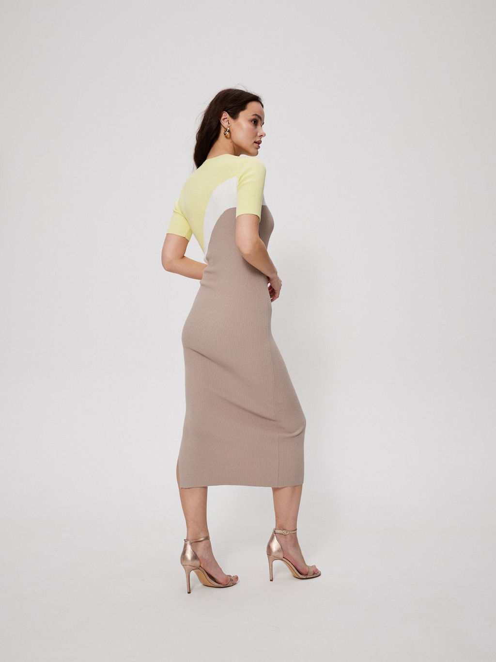 Платье 321.050070/бежевый