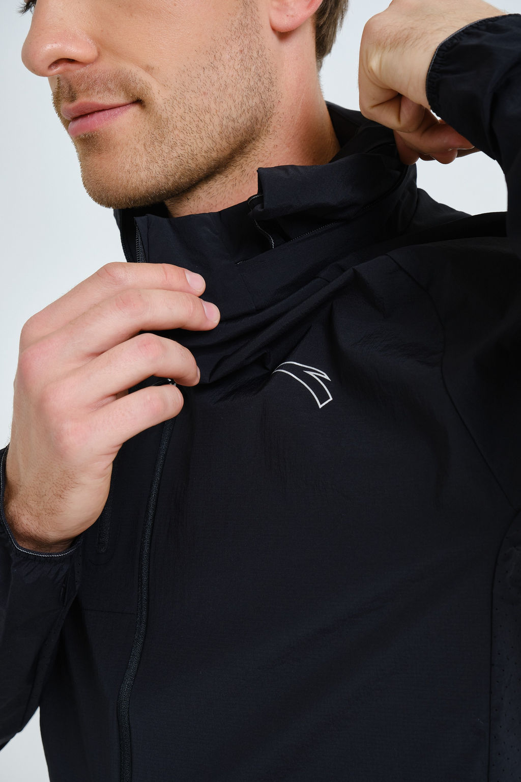 Ветровка Черный - Anta фото 5