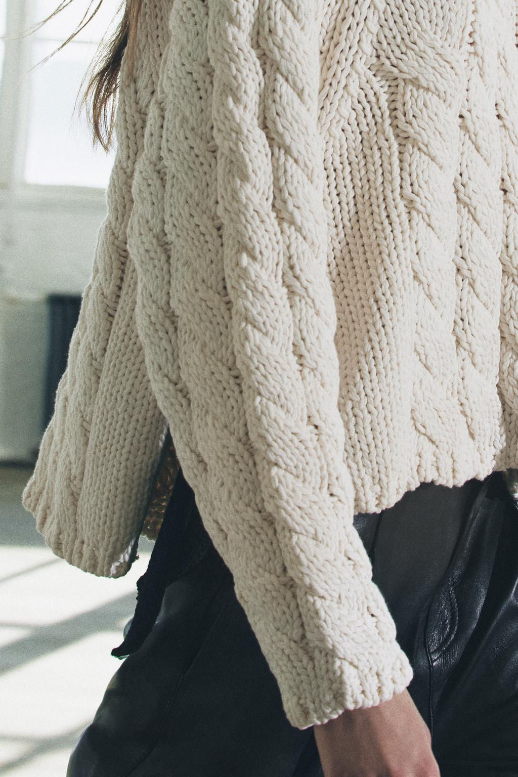 CABLE-KNIT SWEATER WITH SIDE STRIPES - Zara фото 3