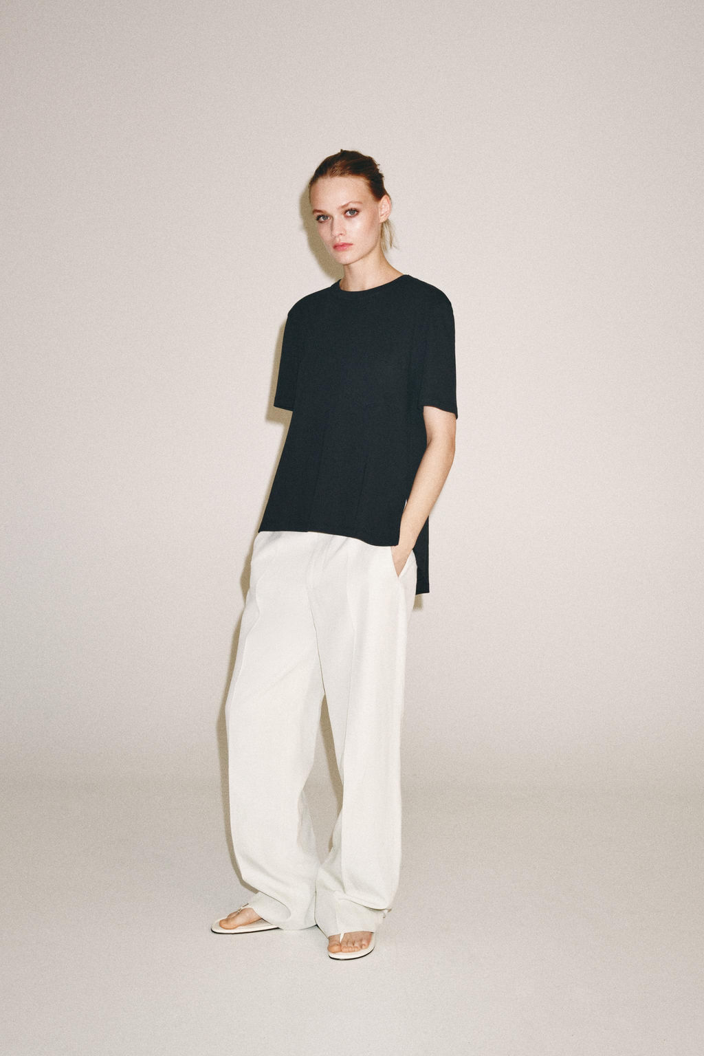 CAMISETA INTERLOCK BOLSILLO / Antracita oscuro - Zara фото 5