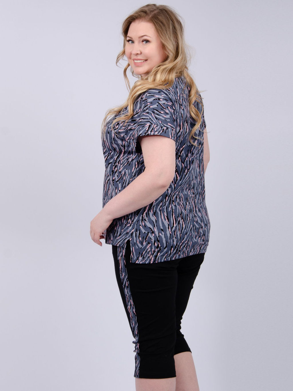 Костюм "Даниэла" серый, трикотаж (М)