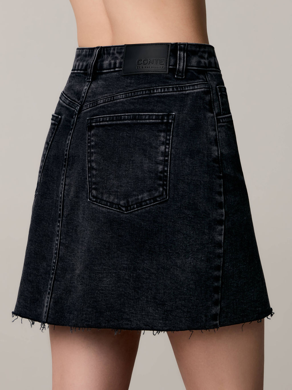 CONTE CON-562 Джинсовая mini-юбка c термопечатью washed black