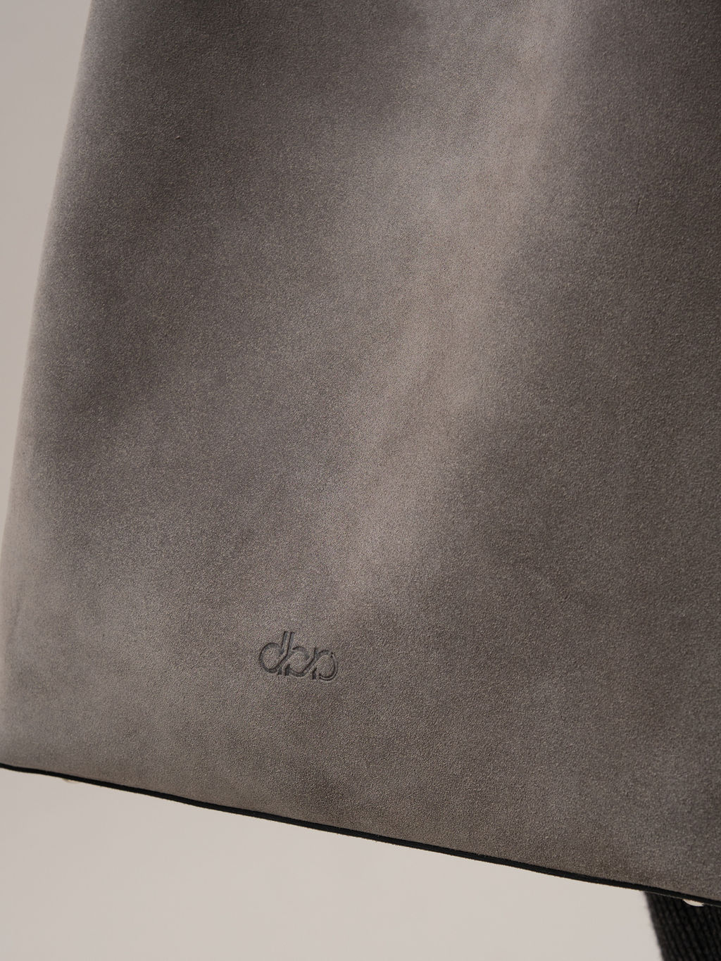 Замшевая сумка шоппер Olga DBR 30948 серый замок  фото 9