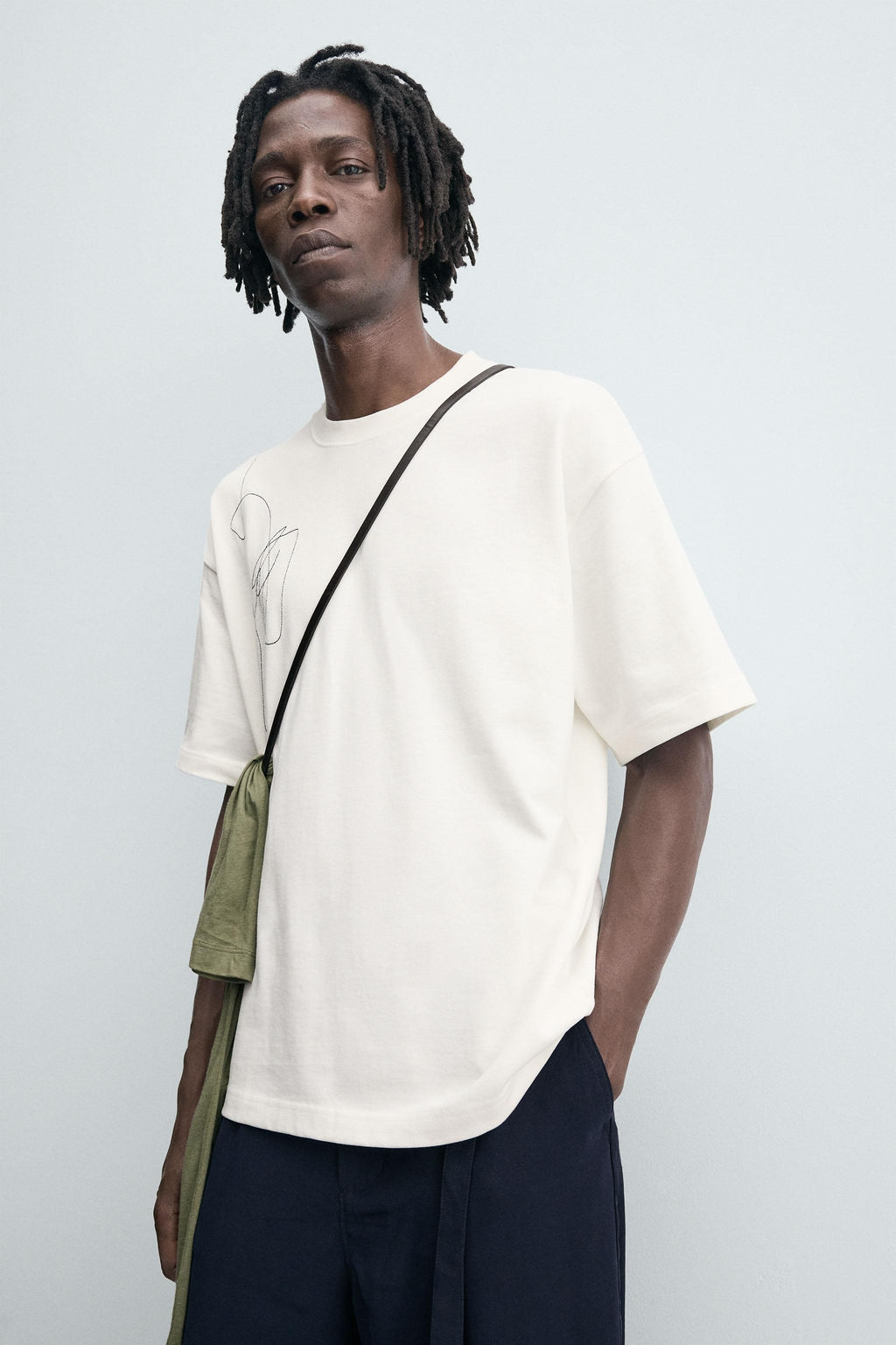 EMBROIDERED PHOTOGRAPHIC PRINT T-SHIRT