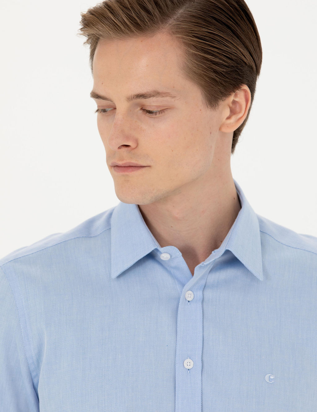 Голубая классическая рубашка приталенного кроя с длинным рукавом - Cacharel фото 2