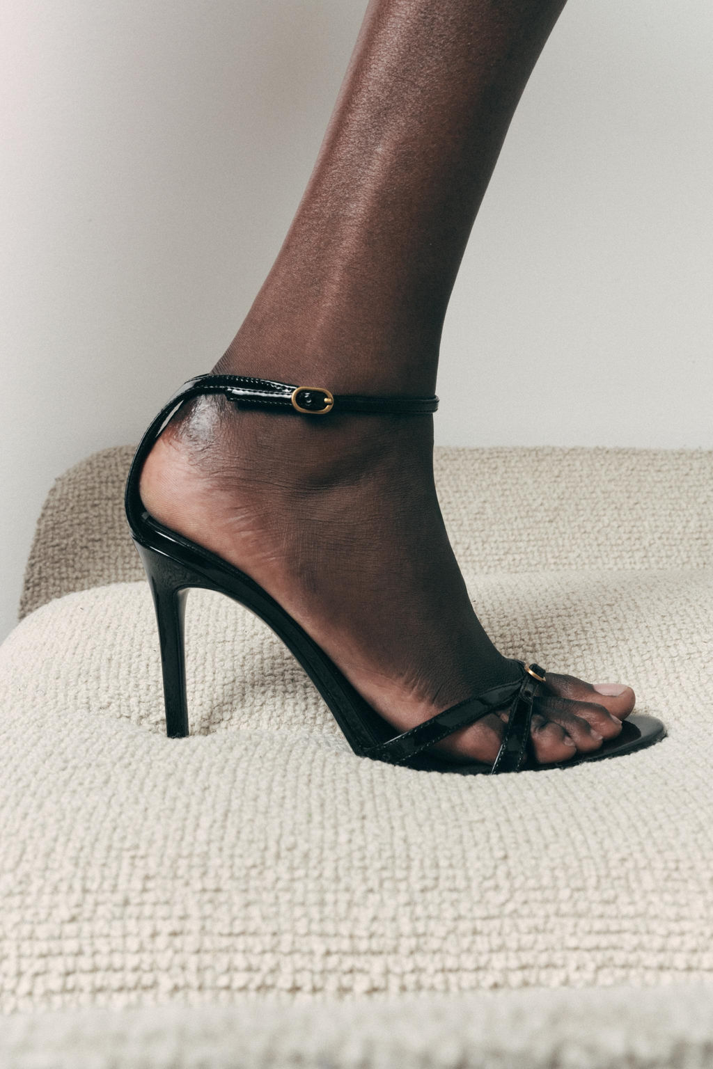 HIGH-HEEL BUCKLE SANDALS - Zara фото 10