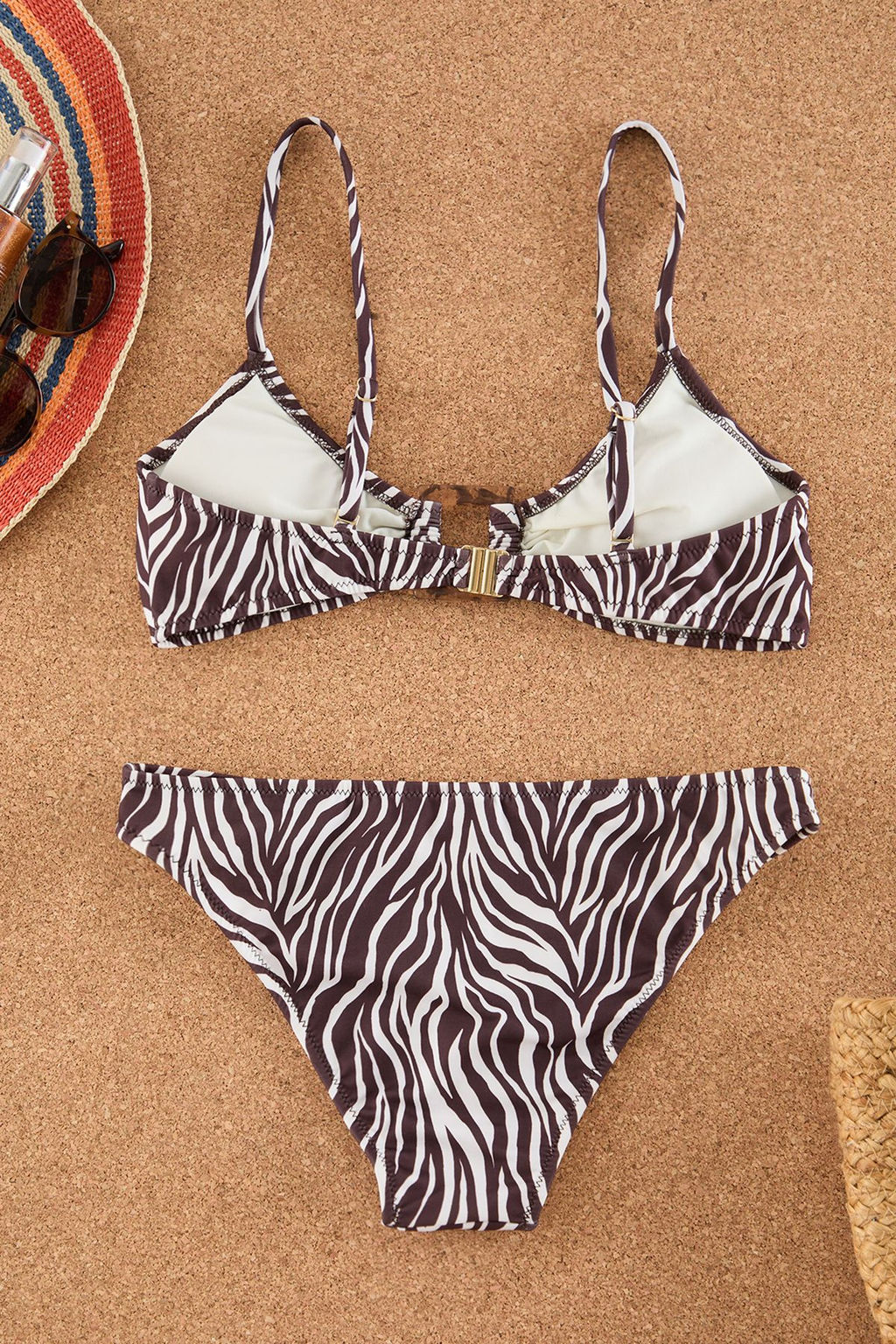 TRENDYOLMILLA Siyah Bralette Aksesuarl? Regular Bikini Tak?m? TBESS25BT00054 фото 6