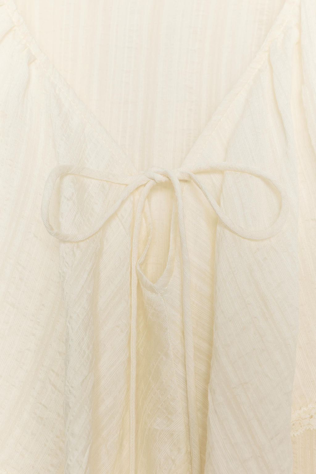 RUFFLED LACE BLOUSE - Zara фото 14
