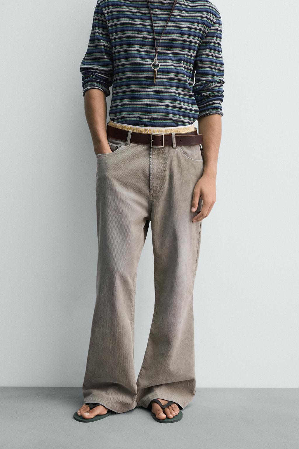 LIMITED EDITION FLARE FIT CORDUROY TROUSERS - Zara фото 12